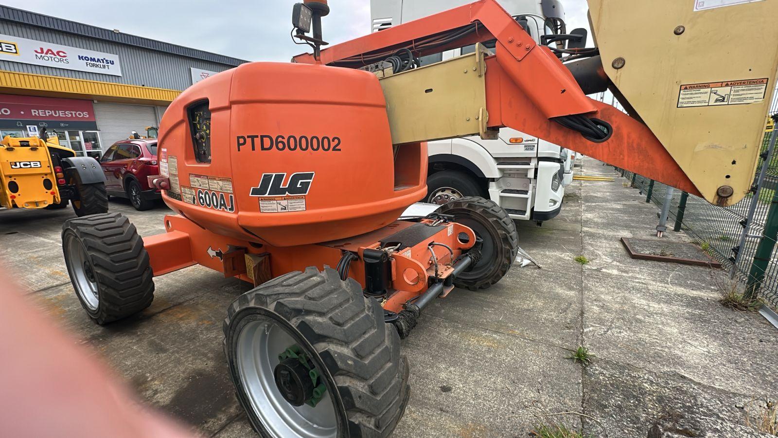 AlzaHombre JLG 600AJ Usada 2019 (02)RT